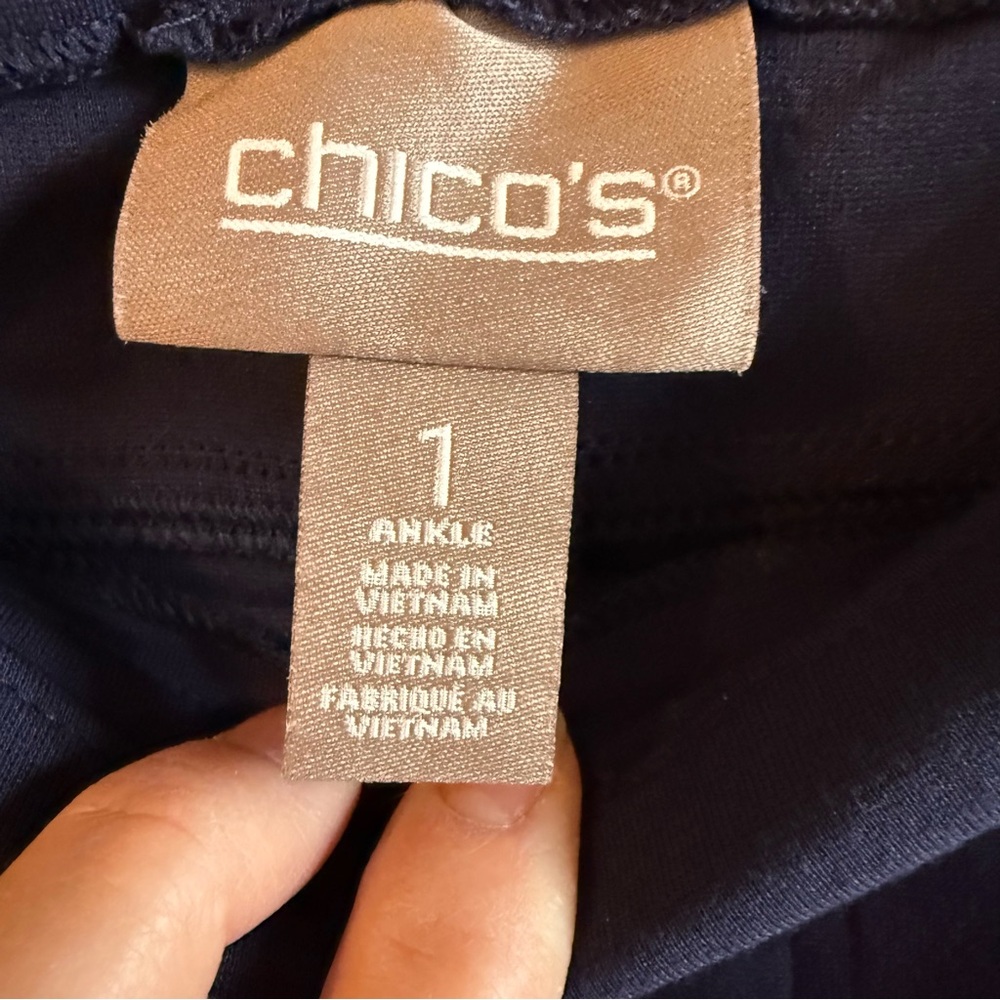 Chico's Ponte Knit Ankle Pants Navy Blue Pull-On Elastic Waist Size 1 (8-10) - Picture 6 of 12